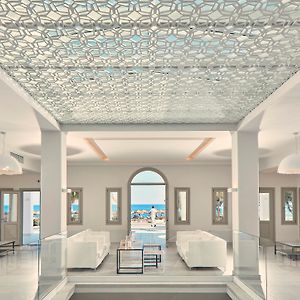 Aqua Blue Beach Hotel